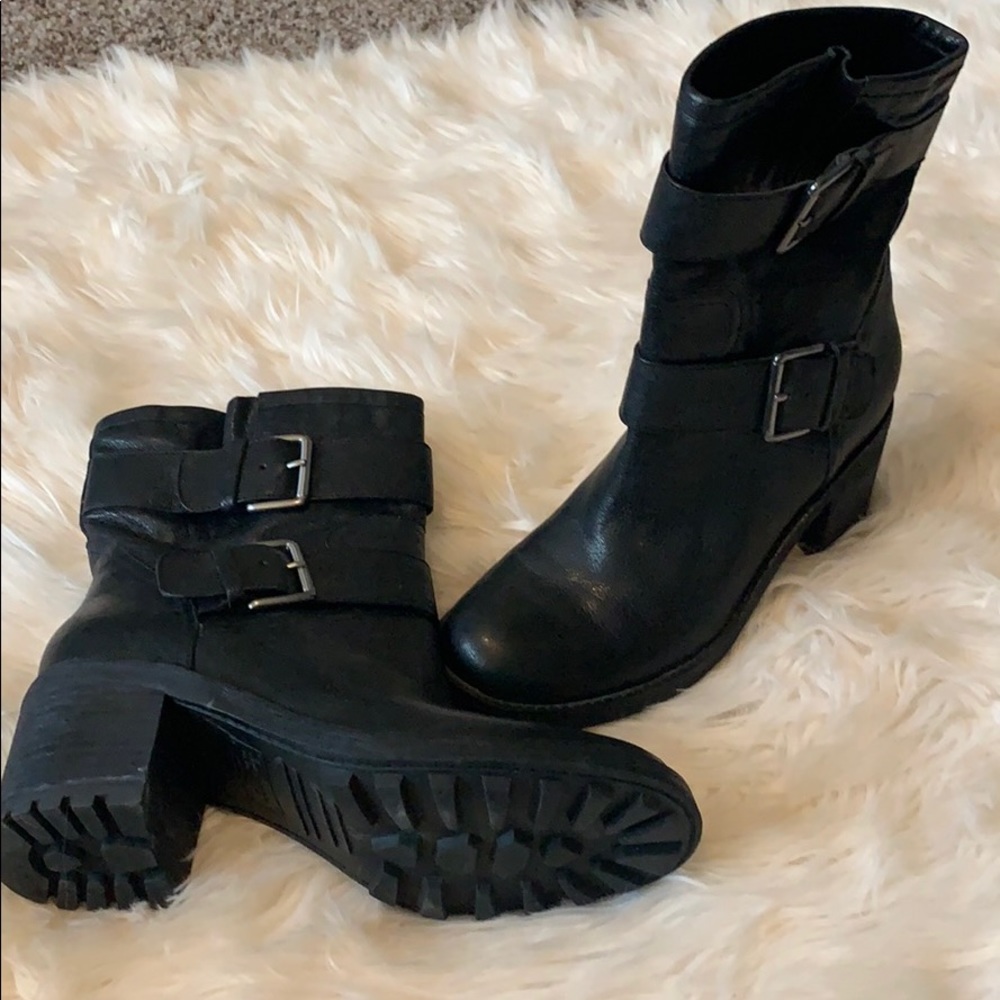 Size 8 Sam Edelman booties